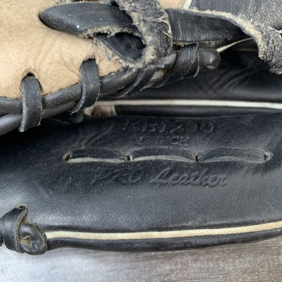Rawlings Pro Leather Baseball Glove - 12” RHT The Bull, RB1200 - Picture 5 of 10